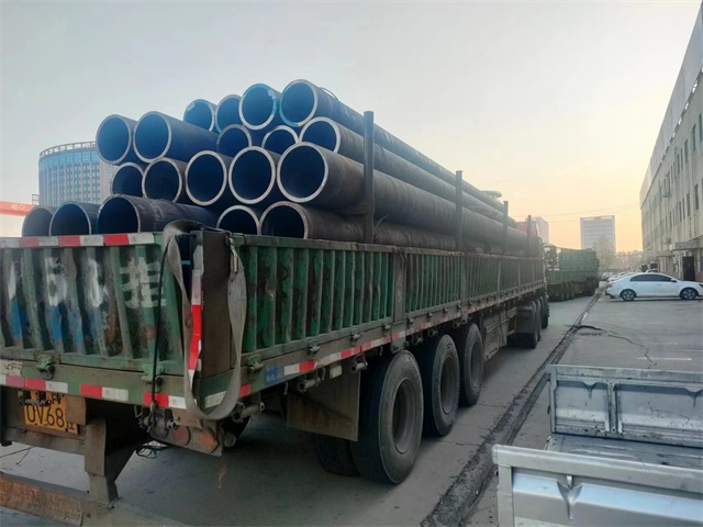 武威45#结构无缝钢管